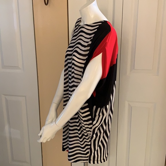 Dress Lior Paris - Picture 3 of 10